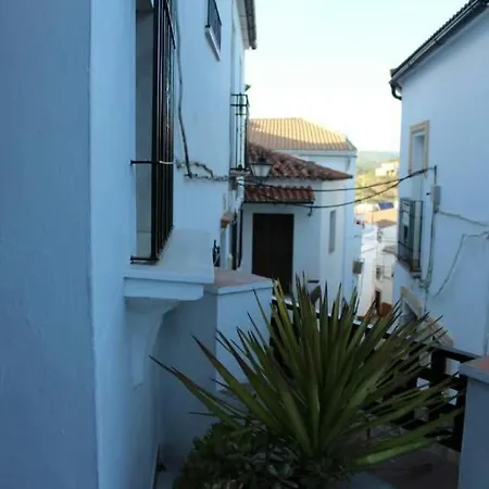 Rural Carmen Lodge *